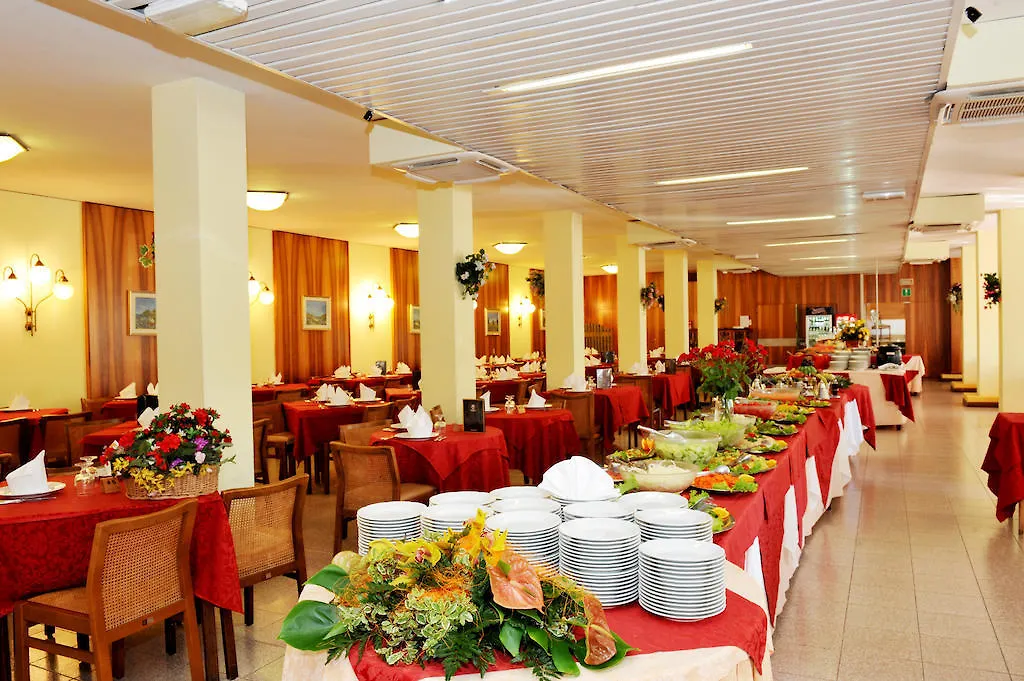 Hotel Palme & Suite Garda   Garda (Verona)