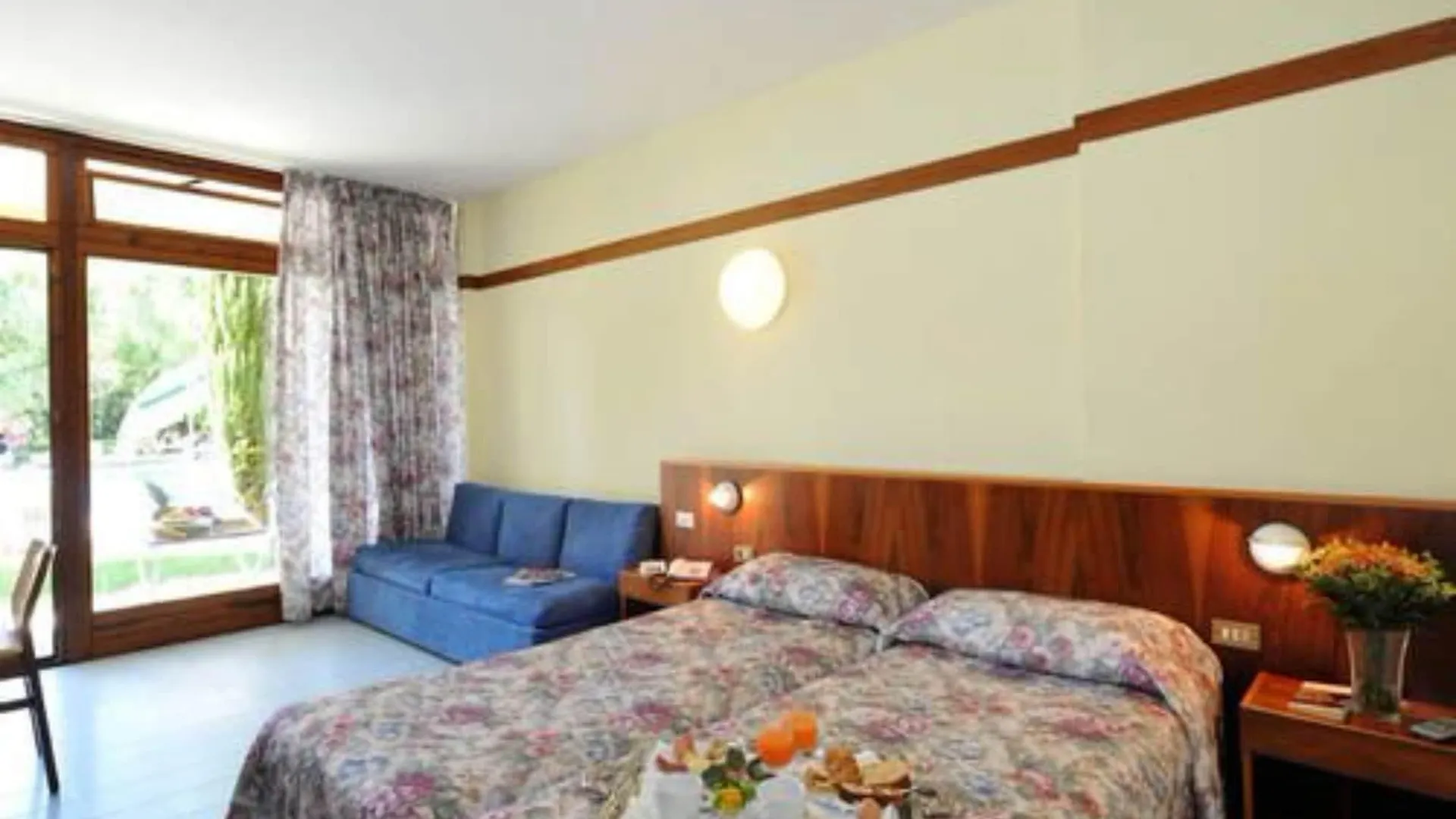 ***  Hotel Palme & Suite Garda  Italy