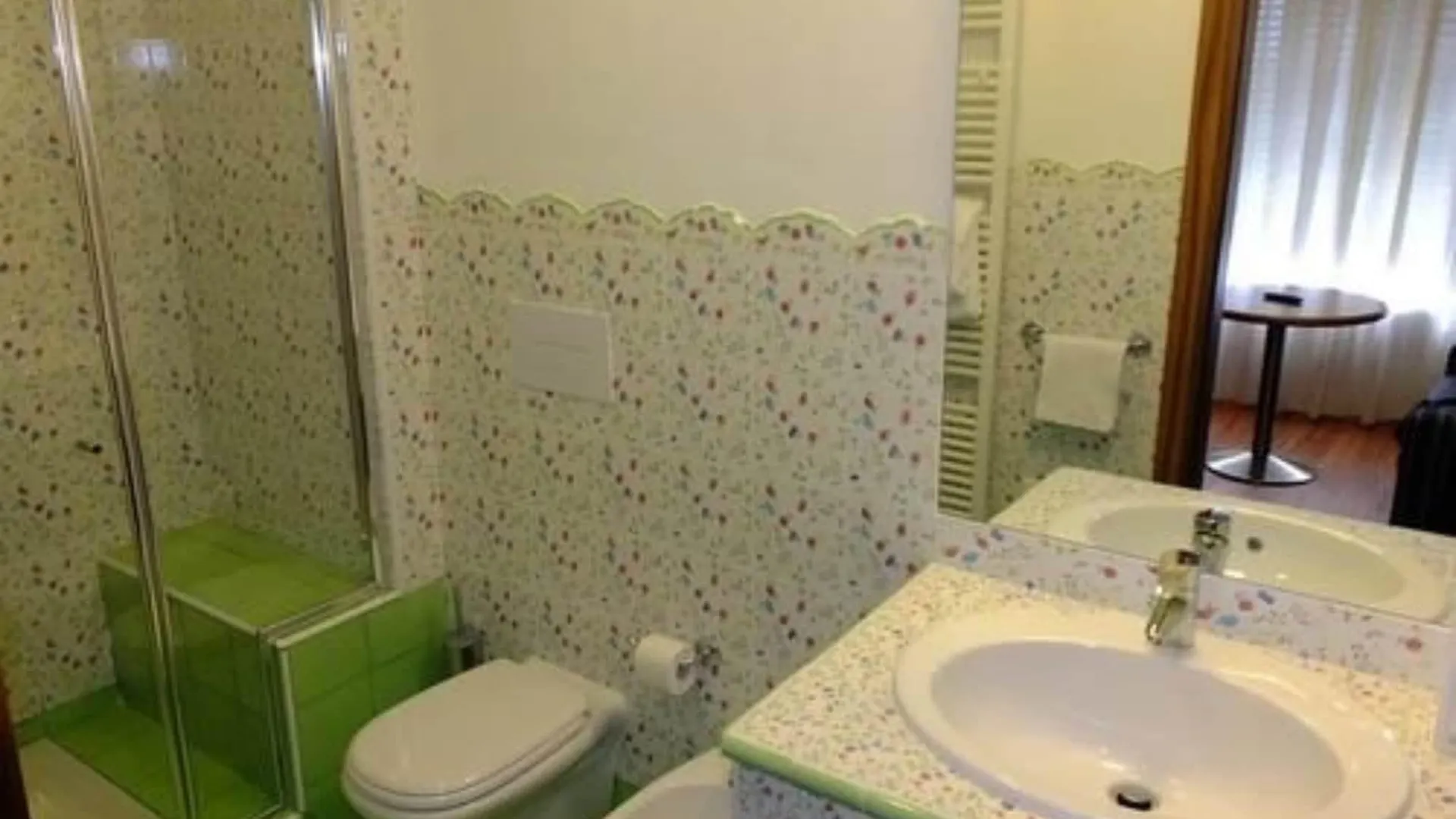 ***  Hotel Palme & Suite Garda  Italy