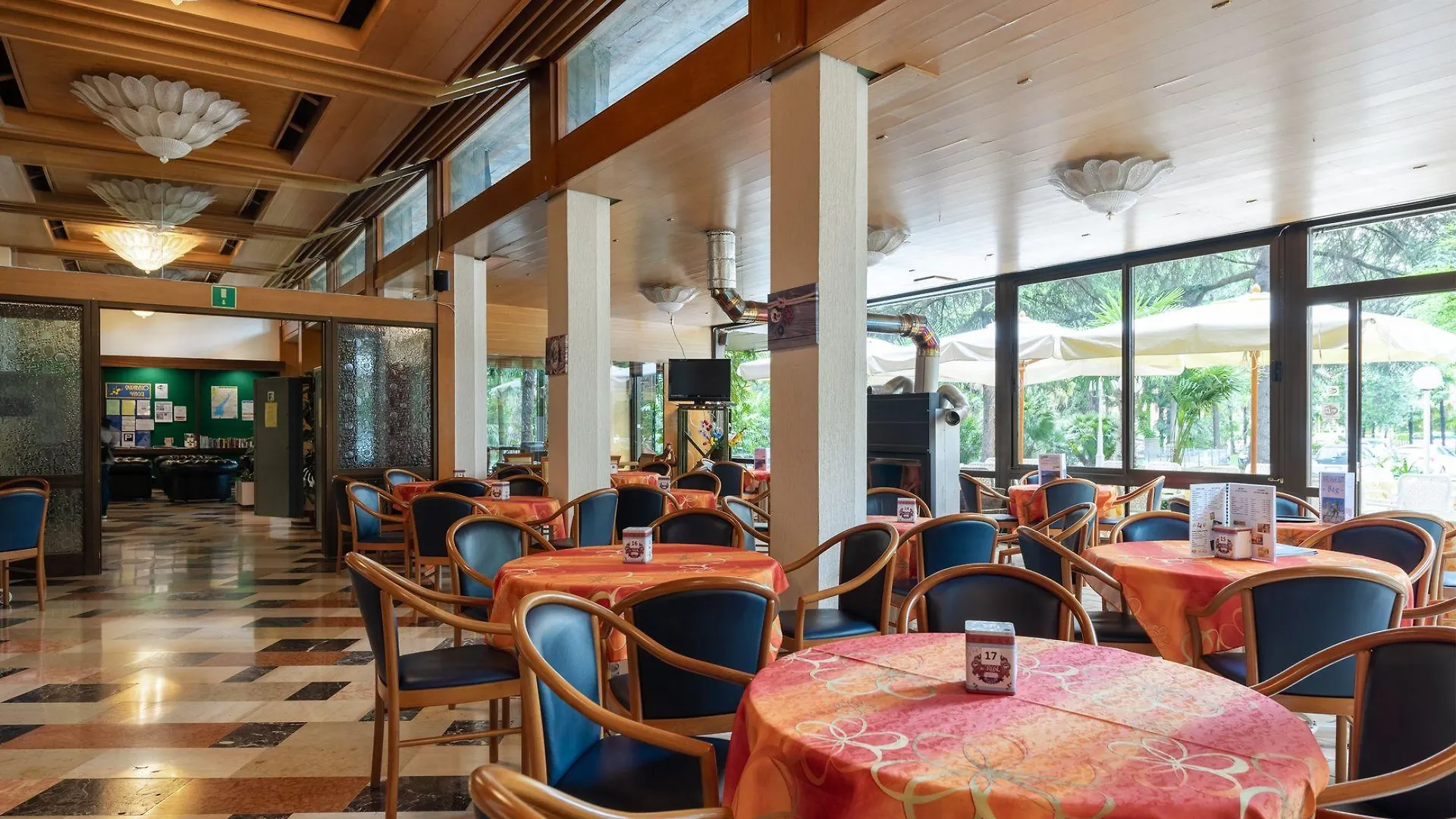 Hotel Palme & Suite Garda   Garda (Verona)