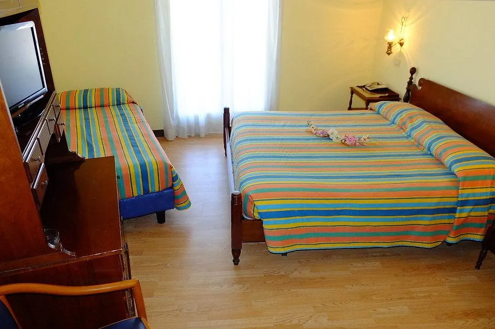 Hotel Palme & Suite Garda  Italy