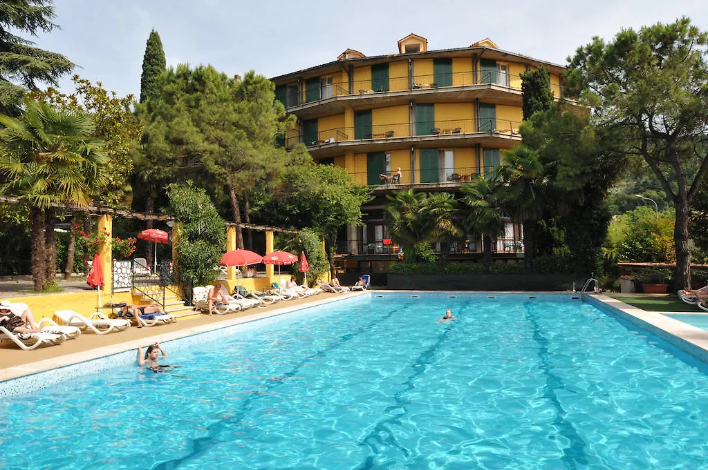Hotel Palme & Suite contacts