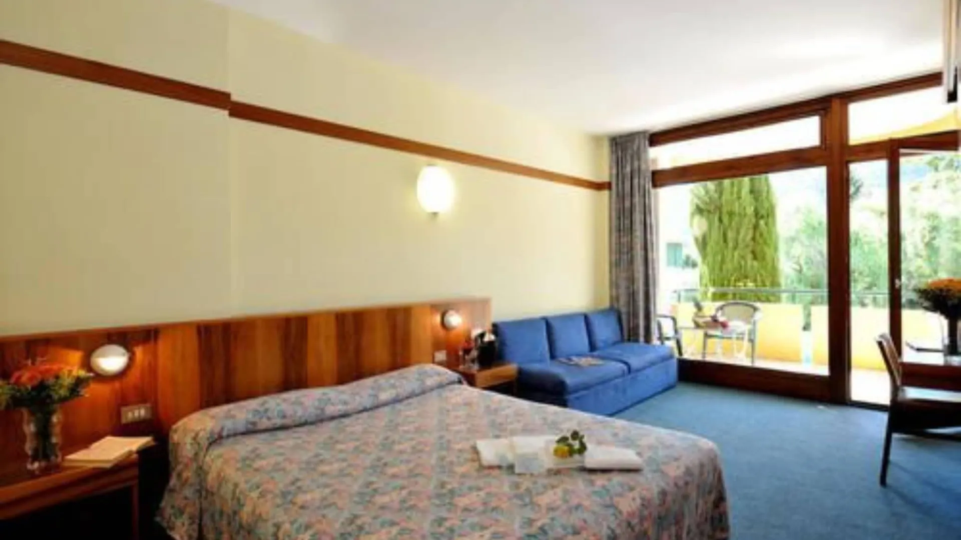 Hotel Palme & Suite Garda  3*, Garda (Verona)