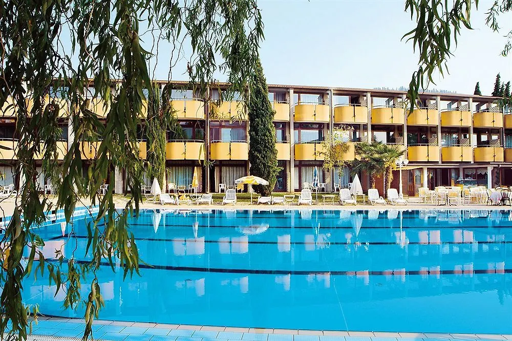 ***  Hotel Palme & Suite Garda  Italy
