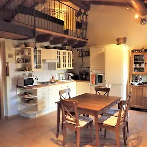 Apartment Casa Canevini, Garda (Verona)