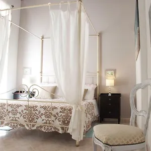 Apartment New Romantic